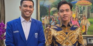 Profil Sahat Sinurat Ketum GAMKI, Laporkan Jusuf Kalla Karna Ceramahnya di UGM Profil Sahat Sinurat, Ketua Umum GAMKI yang melaporkan Jusuf Kalla. Simak rekam jejak, latar belakang, dan pernyataan lengkapnya.