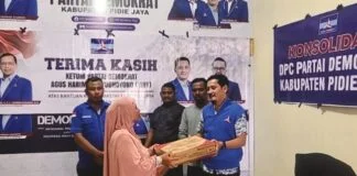 Ringankan Beban Rakyat, Demokrat Salurkan Kompor Gas untuk Korban Banjir Pidie Jaya
