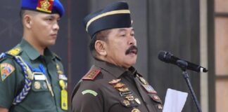 Jaksa Agung ST Burhanuddin melantik 14 Kepala Kejaksaan Tinggi dan sejumlah pejabat eselon II di Gedung Utama Kejaksaan Agung, Jakarta.