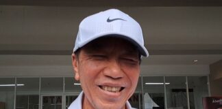 Jokowi menegaskan ijazah adalah dokumen pribadi dan menantang pihak yang menuding untuk membuktikan di pengadilan. Simak perkembangan terbaru polemik ijazah Jokowi.