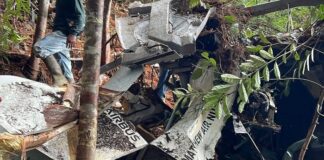 KNKT targetkan laporan awal kecelakaan helikopter PK-CFX di Sekadau dirilis dalam 30 hari. Simak perkembangan investigasi terbaru dan fakta pentingnya.