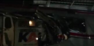 BREAKING NEWS! KRL dan KA Argo Bromo Anggrek Dikabarkan Bertabrakan di Bekasi Timur Insiden kereta dilaporkan terjadi di Stasiun Bekasi Timur pada Senin malam. KRL disebut bertabrakan dengan KA Argo Bromo Anggrek, sementara keterangan resmi masih dinantikan.