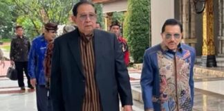 Susilo Bambang Yudhoyono mengenang pengalaman berkarier di militer bersama Hendropriyono yang disebut sebagai mentor.