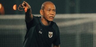 Nova Arianto Panggil 7 Pemain Diaspora untuk Timnas U-19 Indonesia Pelatih Timnas U-19 Indonesia, Nova Arianto, akan memanggil tujuh pemain diaspora untuk persiapan ASEAN Championship U-19 2026 di Sumatera Utara.