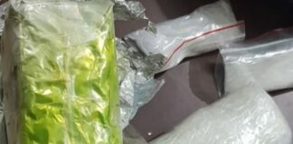 Barang bukti sabu yang disita Bareskrim Polri dalam pengungkapan jaringan narkoba di Makassar, disertai perburuan terhadap dua perempuan residivis yang diduga menjadi pengendali sindikat.
