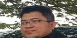 TEORI BENTURAN - Azhari Sastranegara adalah satu di antara alumni SMA Taruna Nusantara yang menjadi ilmuan top dunia ! Dengan banyak hak paten, Azhari Sastranegara dikenal luas sebagai penemu teori benturan (impact) yang jadi acuan di Jepang, dan jadi satu di antara ahli bearing terkemuka yang diakui dunia. Berikut ulasan ringkas seputar profil Azhari Sastranegara , Senin (27/4/2026). OFFICIAL LINKDIN DR AZHARI SASTRANEGARA / REPRO