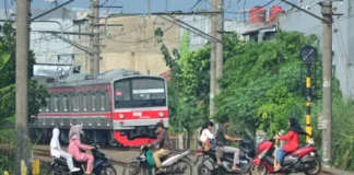 Soroti Kecelakaan Kereta, Demokrat Minta Perlintasan Sebidang Ilegal Segera Ditutup