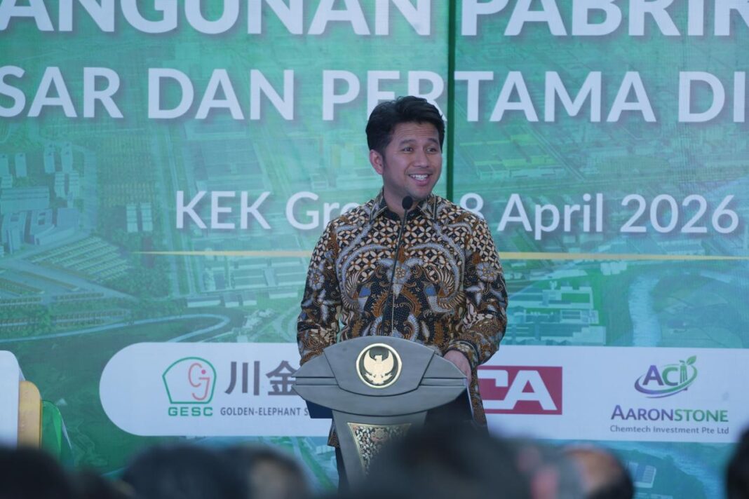 Groundbreaking Pabrik Melamin Gresik