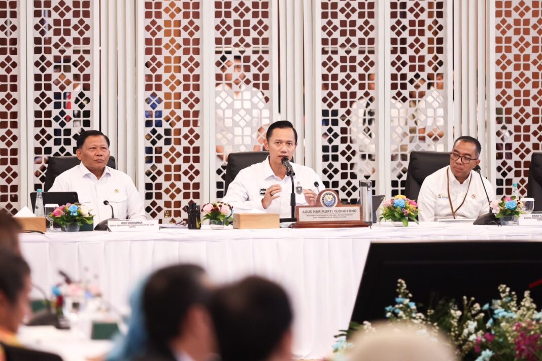 Ancaman Rob Meningkat, AHY Percepat Proyek Giant Sea Wall di Pantura Jawa