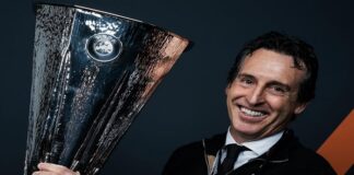 Profil Unai Emery: Pelatih yang Sukses Bawa Aston Villa Juara UEL Liga Eropa UEFA Europa League 2026 RAYAKAN JUARA - Pelatih Aston Villa merayakan trofi UEL usai memastikan kemenangan di laga Final UEFA Europa League 2026, Kamis (21/5/2026) dini hari WIB tadi. Unai Emery menjadi sosok penting di balik kemenangan Aston Villa atas SC Freiburg di Stadion Besiktas, Turkiye itu. OFFICIAL INSTAGRAM ASTON VILLA/REPRO