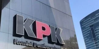 KPK masih fokus memeriksa saksi dari unsur PIHK sebelum memanggil dua tersangka baru kasus dugaan korupsi kuota haji 2023-2024.