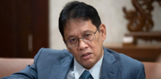 Menteri Keuangan Purbaya Yudhi Sadewa memberi tenggat hingga akhir tahun bagi WNI yang menyimpan harta di luar negeri untuk menjalankan kewajiban pajaknya.