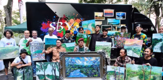 Melukis Bersama Komunitas Pelukis, SBY Rampungkan Lukisan Misteri di Sungai Progo Melukis Bersama Komunitas Pelukis, SBY Rampungkan Lukisan Misteri di Sungai Progo