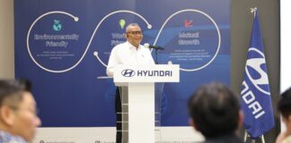 Wamenaker Afriansyah Noor menjelaskan revisi aturan outsourcing