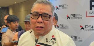 Ketua Harian DPP PSI Ahmad Ali saat memberikan keterangan terkait upaya mediasi polemik hukum yang melibatkan Grace Natalie dan Jusuf Kalla.