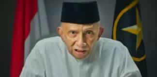 Amien Rais kembali menjadi sorotan publik setelah pernyataan politiknya di kanal YouTube menuai respons keras dari Komdigi.