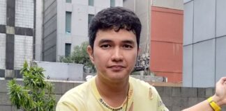 Aldi Taher bertemu Ketua Umum Partai Demokrat AHY dan sempat mengaku resmi bergabung dengan Demokrat dalam sebuah momen makan siang.