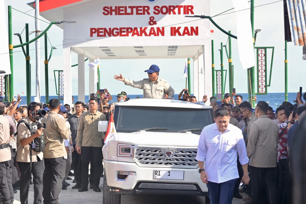 Dialog Hangat dengan Nelayan, Prabowo Cek Langsung Aktivitas di Pelabuhan Merah Putih