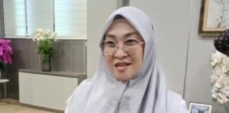 Bupati Gowa Sitti Husniah Talenrang menegaskan Panitia Khusus Hak Angket DPRD Gowa harus tetap berfokus pada fungsi pengawasan terhadap kebijakan publik dan tidak memasuki ranah kehidupan pribadi.