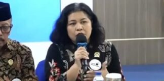 Komisioner Komnas Perempuan Sondang Frishka Simanjuntak menjelaskan hasil pendalaman awal terkait kasus dugaan penyekapan dan penganiayaan terhadap YTR di Bandung saat peringatan Hari Anti-Penyiksaan Internasional.