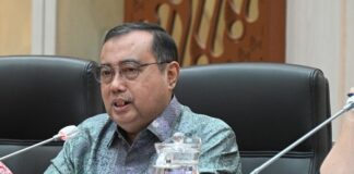Wakil Ketua Komisi IX DPR RI Yahya Zaini mendorong Kepala BGN Nanik S. Deyang membenahi tata kelola program Makan Bergizi Gratis.