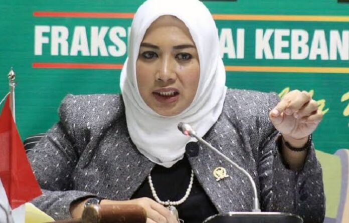 Wakil Ketua Komisi IX DPR RI Nihayatul Wafiroh mengusulkan pemanfaatan kecerdasan buatan (AI) sebagai solusi sementara untuk membantu pelayanan kesehatan di daerah yang masih mengalami kekurangan dokter.