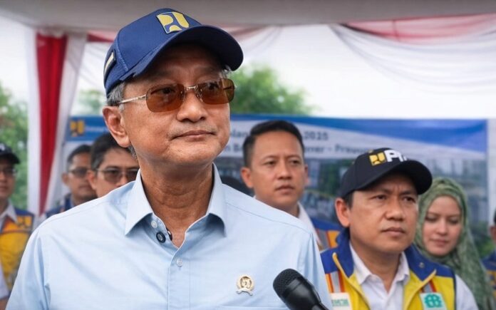 Menteri Pekerjaan Umum Dody Hanggodo memastikan Sekolah Rakyat Nagan Raya fungsional juli 2026 meski terkendala supply material