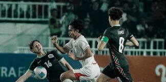 Timnas Indonesia U-19 Kalah Dramatis dari Australia, Gagal Pertahankan Gelar Piala AFF U-19 2026 Pemain Timnas Indonesia U-19 tertunduk setelah kalah 0-1 dari Australia U-19 pada semifinal Piala AFF U-19 2026 di Stadion Utama Sumatera Utara, Deli Serdang.