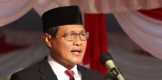 Komisi Pemberantasan Korupsi melakukan operasi tangkap tangan terhadap Bupati Muara Enim, H. Edison, Senin (8/6/2026). Sejumlah kantor dinas di lingkungan Pemkab Muara Enim disebut ikut disegel.