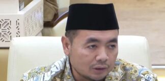 Ketua KPU Mochammad Afifuddin saat mengikuti rapat dengar pendapat dengan Komisi II DPR RI. KPU menyatakan tahapan Pemilu 2029 akan mulai dilaksanakan pada 2027 dengan sejumlah agenda strategis dan kebutuhan anggaran yang telah disiapkan.