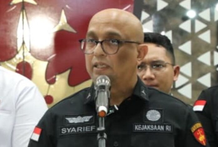 Kejaksaan Agung menetapkan Glory Harimas Sihombing sebagai tersangka baru dalam kasus dugaan korupsi tata kelola program Makan Bergizi Gratis periode 2025-2026.