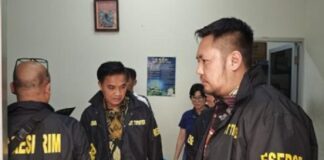 Dugaan Under Invoicing Sawit, Kantor dan Gudang PT MMS Digeledah Polri Bareskrim Polri menggeledah kantor dan gudang PT MMS terkait dugaan manipulasi data ekspor sawit atau under invoicing yang berpotensi merugikan negara.