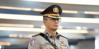 Profil Kombes Pol I Made Agus Prasatya, Dirgakkum Korlantas Polri yang Dorong Reformasi PNBP Tilang Profil Kombes Pol I Made Agus Prasatya, Dirgakkum Korlantas Polri yang dikenal berpengalaman di bidang lalu lintas dan mendorong reformasi PNBP tilang berbasis ETLE.