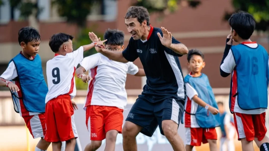 Raul Gonzalez Buka Peluang Latih Timnas Indonesia di Masa Depan