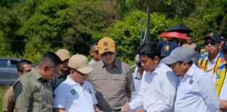 Cek Titik Usulan Pembangunan Sekolah Rakyat di Sambas, Kemenko Infra Tegaskan Pentingnya Infrastruktur Pendidikan untuk Generasi Emas Jajaran Kementerian Koordinator Bidang Infrastruktur dan Pembangunan Kewilayahan yang di pimpin Staf Khusus Menko Infra meninjau langsung usulan sekolah rakyat di Kabupaten Sambas, Kalimantan Barat belum lama ini