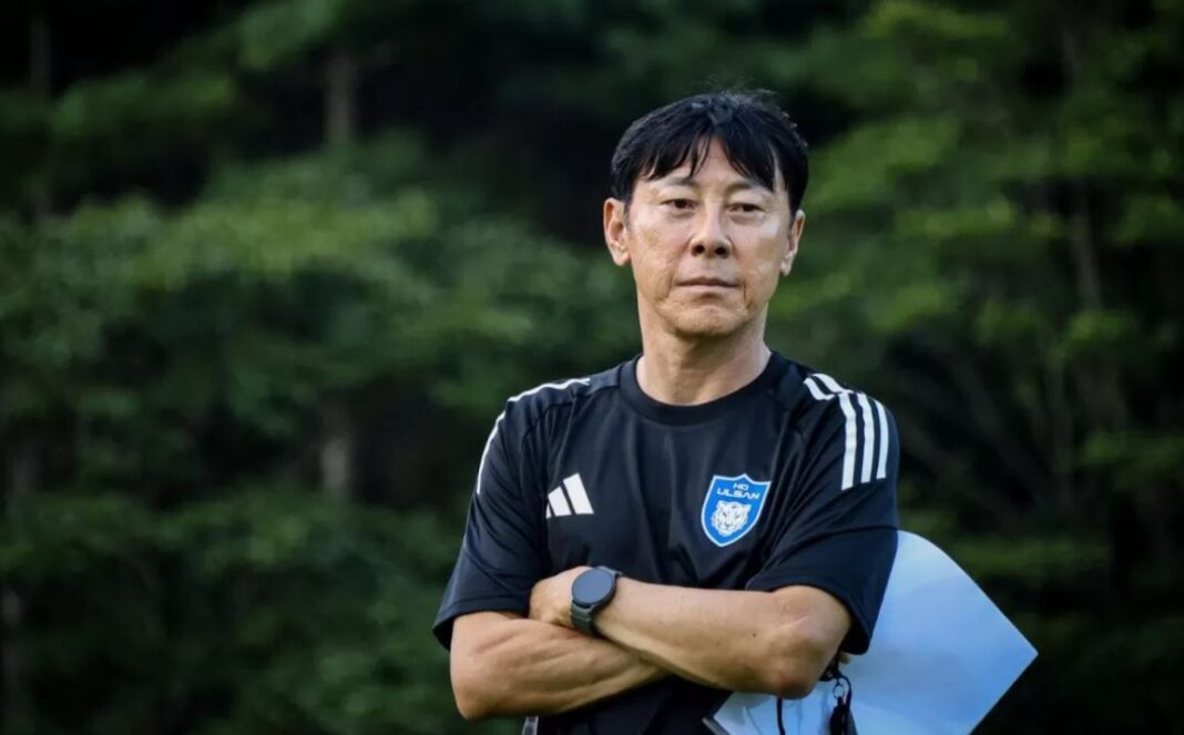 Persija Rekrut Shin Tae-yong, Rekam Jejak di Level Klub Jadi Sorotan