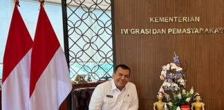 DIBURU KPK - Wamen Imipas, Silmy Karim di kantornya beberapa waktu lalu. Setelah diburu KPK RI terkait OTT di Kantor Imigasi Jakarta Barat, Silmy Karim akhirnya datang ke kantor KPK Ri pada Rabu (3/6/2026) jelang tengah malam WIB kemarin. OFFICIAL INSTAGRAM SILMY KARIM/REPRO