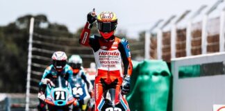 MELAJU KENCANG - Pembalap Indonesia di tim Honda Dream Junior, Kiandra Ramadhipa memacu motor andalanya dalam race Moto3 Junior GP 2026 beberapa waktu lalu. Terbaru, Kiandra Ramadhipa akan menjalani balapan di seri Jerez pada awal Juli 2026 nanti. Berikut lengkapnya, Senin (15/6/2026), OFFICIAL INSTAGRAM KIANDRA RAMADHIPA/REPRRO