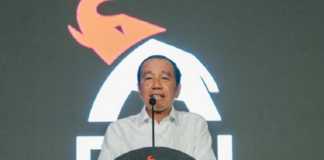 Grace Natalie menyebut Jokowi akan segera resmi memakai jaket PSI sebagai Ketua Dewan Pembina setelah struktur partai rampung hingga desa dan kelurahan.