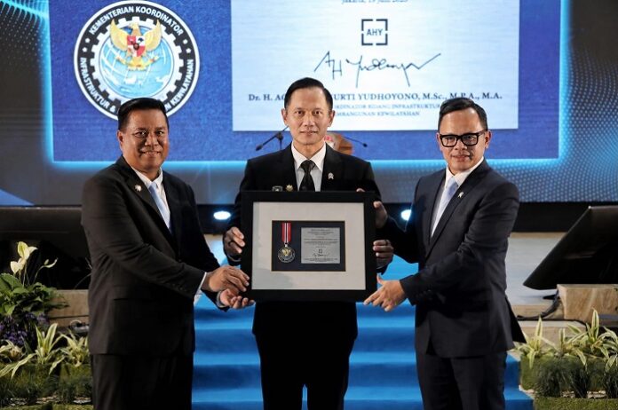Menteri Koordinator Bidang Infrastruktur dan Pembangunan Kewilayahan Agus Harimurti Yudhoyono (AHY) memberikan Studium General kepada para praja IPDN di Kampus IPDN Jatinangor belum lama ini