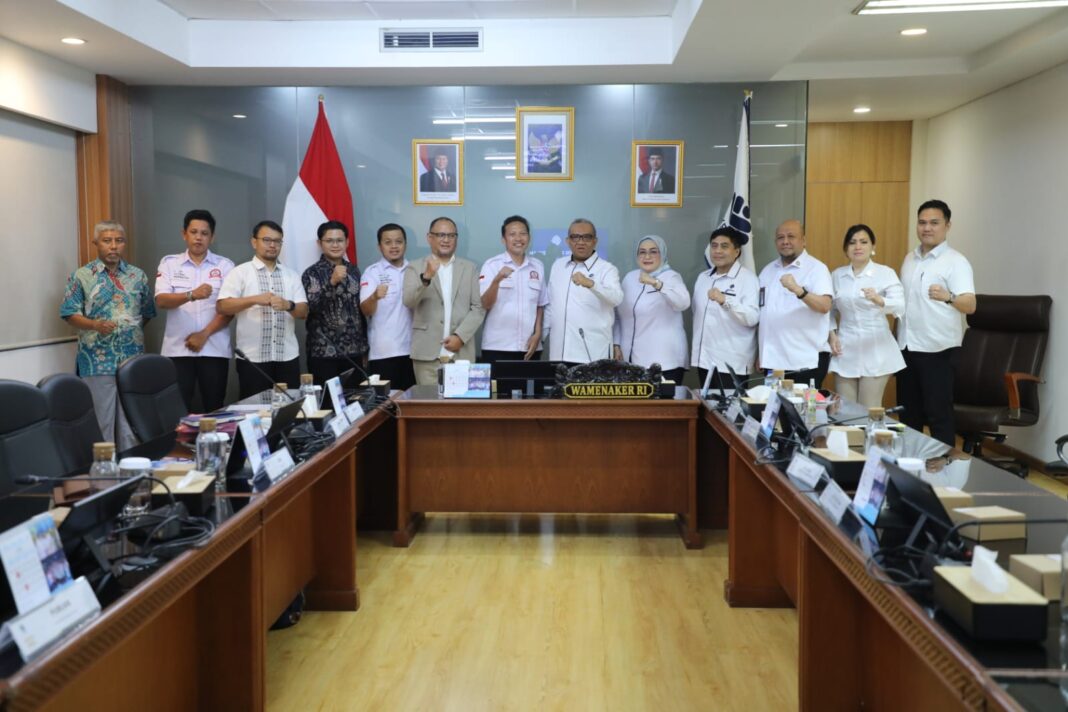 Kemnaker Mediasi Serikat Pekerja dan Manajemen Epson, Afriansyah Noor Utamakan Dialog Sosial