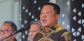 Polri menetapkan mantan Jampidsus Febrie Adriansyah sebagai tersangka dugaan korupsi dan tindak pidana pencucian uang (TPPU).