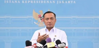 Menteri Sekretaris Negara Prasetyo Hadi menjelaskan pengunduran diri Febrie Adriansyah sebagai Jampidsus tidak memerlukan Keputusan Presiden karena merupakan keputusan pribadi pejabat yang bersangkutan.
