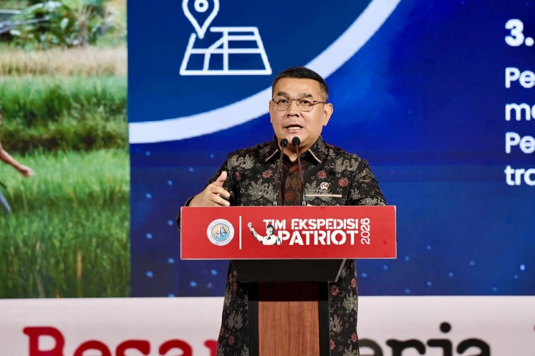 Wamen ATR Ossy Ajak Mahasiswa Ekspedisi Patriot Bantu Atasi Persoalan Pertanahan Transmigrasi