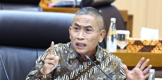 Komisi VII DPR RI mendorong Kementerian UMKM meningkatkan transparansi pelibatan pelaku usaha dalam Program Makan Bergizi Gratis melalui platform SAPA UMKM.