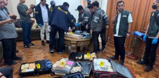 Polisi Sita 74 Kilogram Emas dan Valuta Asing Bernilai Ratusan Miliar dalam Penggeledahan di Bogor