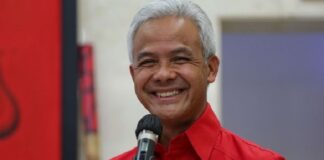 Ketua DPP PDIP Ganjar Pranowo menegaskan partainya tidak khawatir dengan rencana Kaesang Pangarep maju sebagai caleg DPR RI di Dapil Jawa Tengah V pada Pemilu 2029.