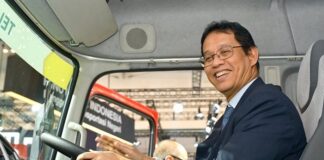 Pemerintah memastikan Kementerian Keuangan mengambil alih saham KCIC sebagai bagian dari restrukturisasi keuangan proyek Kereta Cepat Whoosh. Pengelolaan dilakukan melalui Special Mission Vehicle tanpa membebani APBN.
