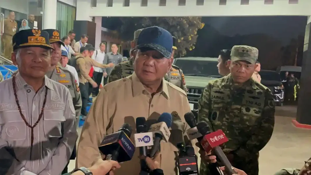 Presiden Prabowo ke NTT Cek Penanganan Gempa, Pastikan Bantuan untuk Warga
