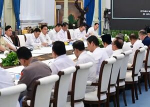 NON PARTAI - Sedikitnya, ada 2 nama kalangan profesional non partai yang mendapatkan kepercayaan dan mandat dari Presiden Prabowo Subianto untuk mengisi jabatan sebagai Menteri (termasuk Menteri Koordinator) di Kabinet Merah Putih Republik Indonesia saat ini. Berikut selengkapnya, Rabu (5/8/2026). OFFICIAL INSTAGRAM KEMENSETNEG/REPRO